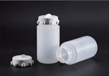 Бутыль 250 мл, PPCO, плоское дно, широкое горло, винтовая крышка с уплотнительным кольцом, 27500 g, 61,5×126 мм, Китай, тип крышки №2