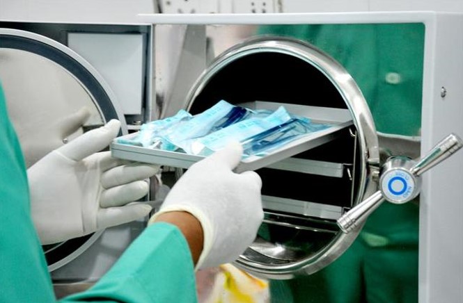 Disinfection of instruments in the laboratory Disinfection of instruments in the laboratory