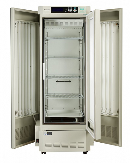 Камера роста «тепло-холод-освещение», 0...+50 °C, 294 л, MLR-352, PHCbi