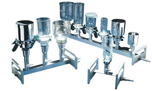 Фильтрующий коллектор (гребенка) с головной частью для аналитических воронок и мониторов, 1, 3, 6 секций, GVS