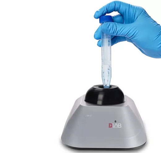 Вортекс 3000 об/мин, амплитуда 4.8 мм, фиксируемая скорость, сменные платформы, MX-E, в работе